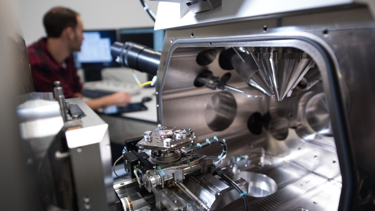 Focused Ion Beam Scanning Electron Microscope loaded with sample before imaging